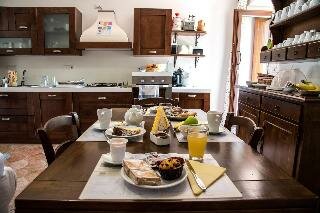 B&B Al Casalicchio, Book Hotel Hoteller i Cilento Coast med parkering, Parkering