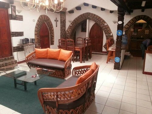 Suites Bosques Medica Sur, Rezerwuj Hotel Meksyk Mexico DF, w pobliżu Shopping Mall Gransur