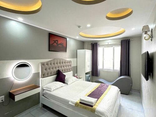Sweet Hotel