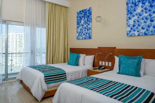 Krystal Urban Cancun & Beach Club, Забронировать Отель Отели Канкун с парковкой, Парковка