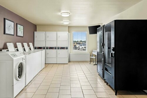 Ledgestone Suites Hotel Elko, Забронировать Отель Отели Невада с парковкой, Парковка