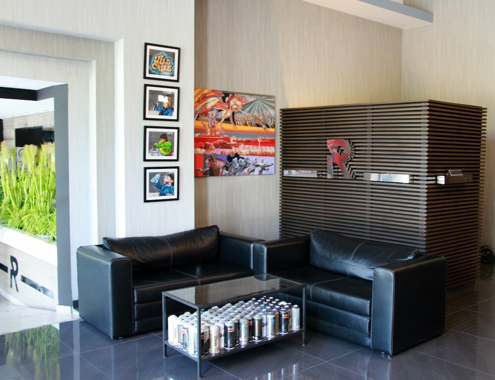 Rise Urban Art Hotel