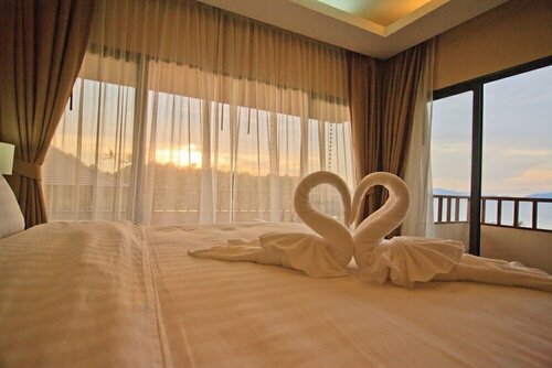 Islanda Resort Hotel, Забронировать Курортный отель Отели Трат с бассейном, Бассейн
