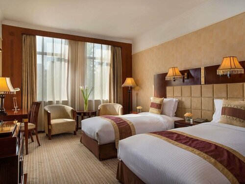 Grand Mercure Xian On Renmin Square, Забронировать Отель Отели Синьчэн с бассейном, Бассейн