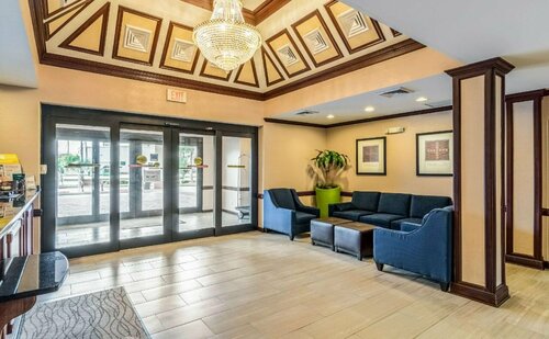 Comfort Inn & Suites Panama City North, Reserva ahora Hotel Hoteles en Bey-Kaunti con aparcamiento, Aparcamiento