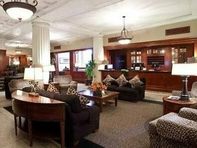 The Eldridge Hotel, Забронировать Отель Отели Лоренс с парковкой, рядом с South Park Wading Pool, Парковка