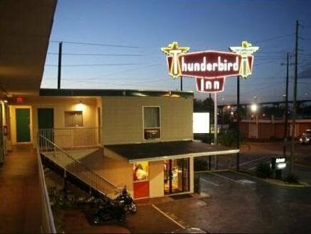 The Thunderbird Inn