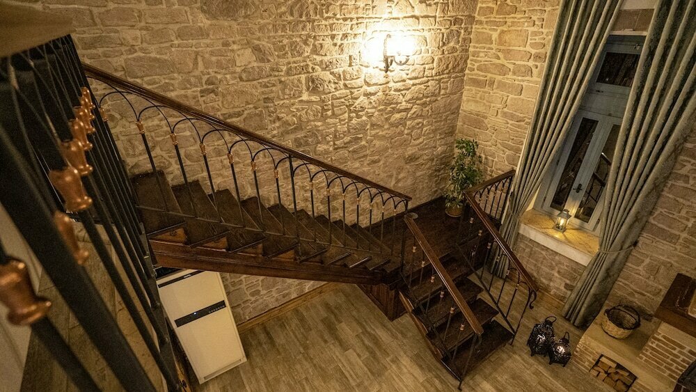 Villa Pietra Hotel & Restaurant