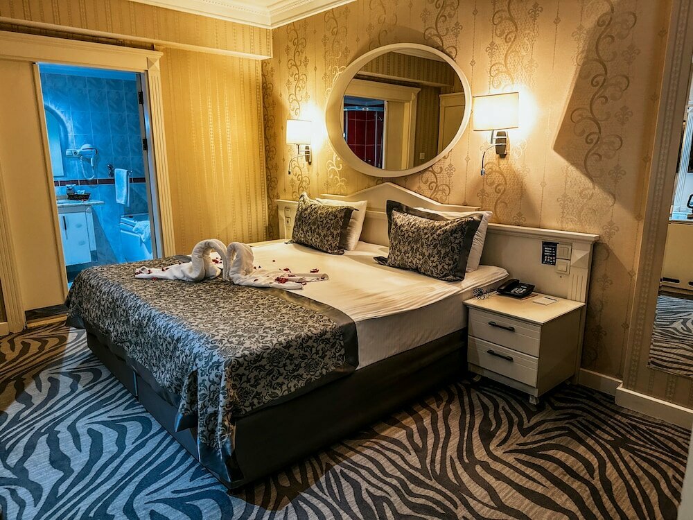 Elegance Resort Hotel