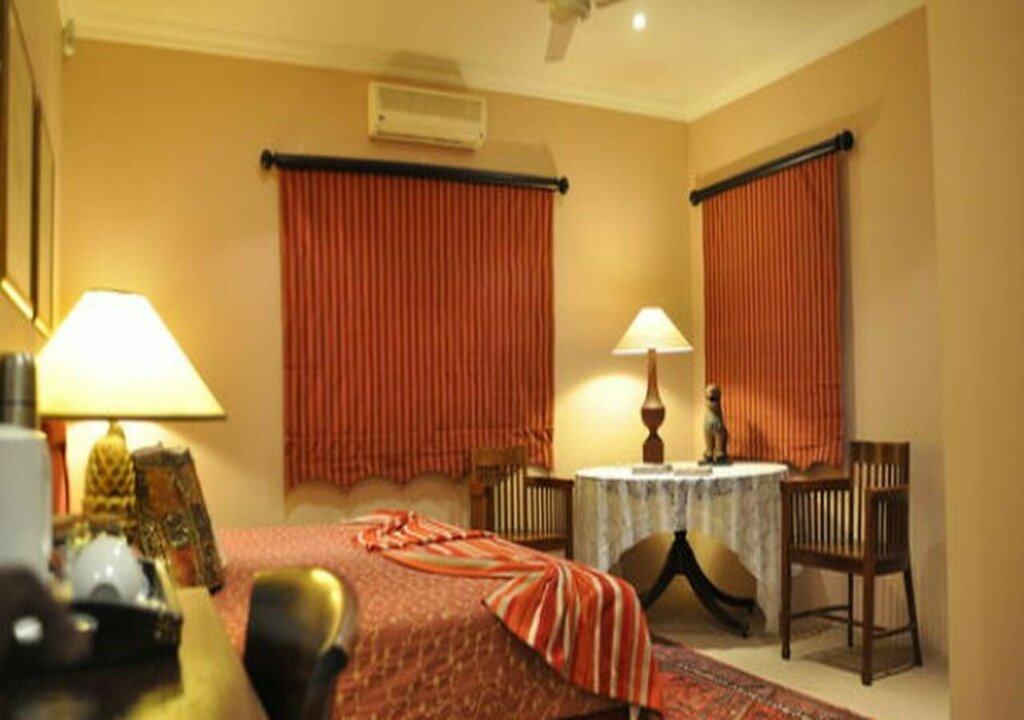 Blue Waves Lodge