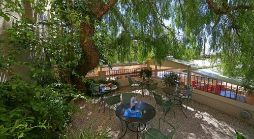 Hotel La Bienvenue, Забронировать Отель Ла-Круа-Вальме Сен-Тропе залива