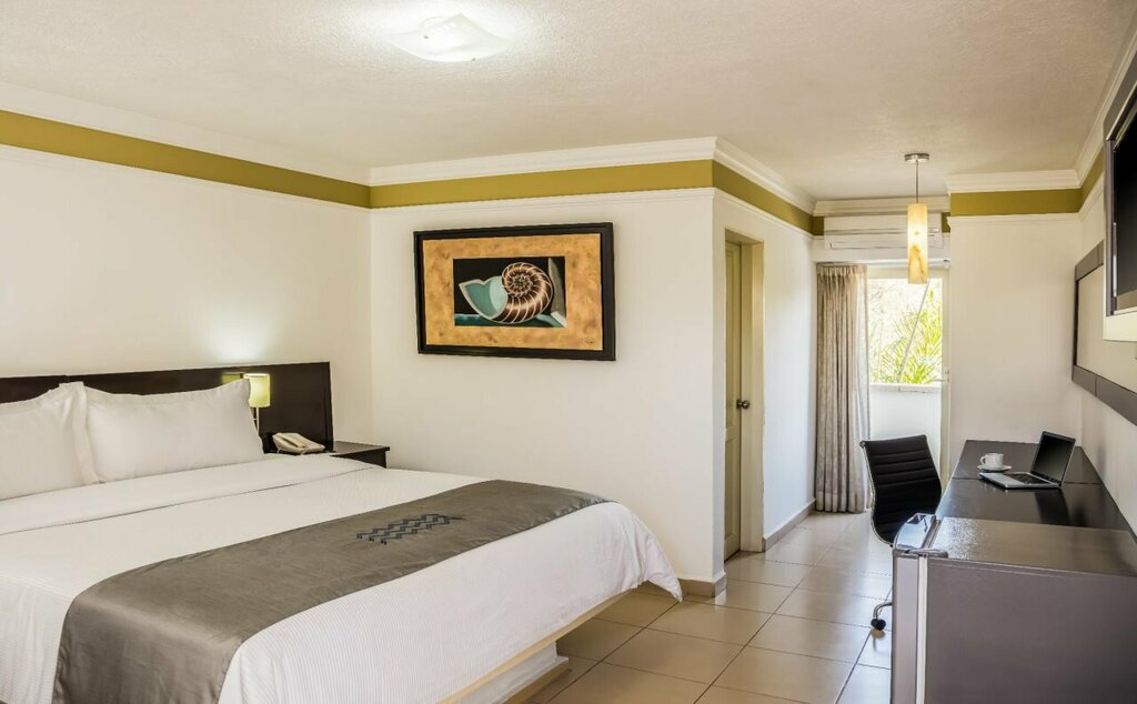 InHouse Hotel León