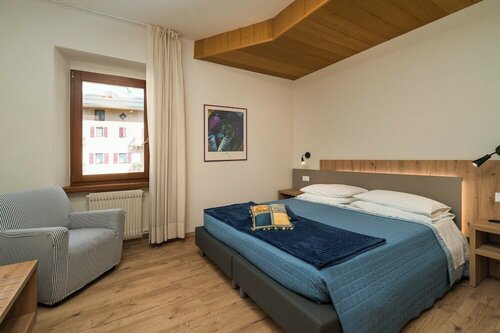Hotel Wanda, Забронировать Отель Отели Мадонна-ди-Кампильо с парковкой, Парковка