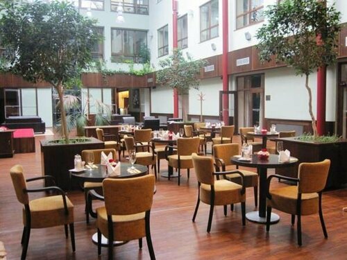 Hotel Baltaci Atrium, Забронировать Отель Злин 