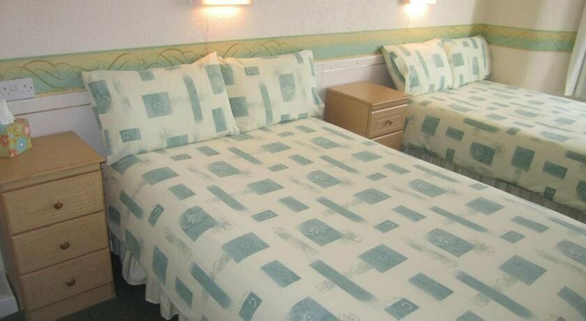 Clifton Hotel