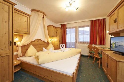 Gourmet-Hotel Grünwald, Забронировать Отель Леоганг Лыжный цирк Заальбах-Хинтерглемм-Леоганг-Фибербрунн