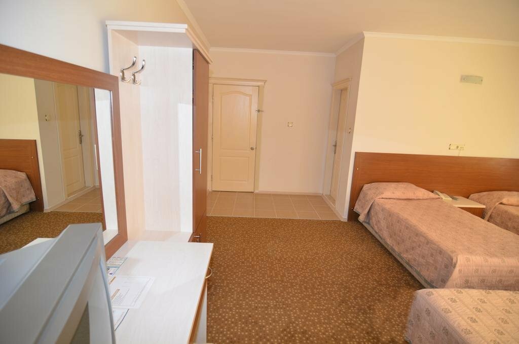 Mert Hotel