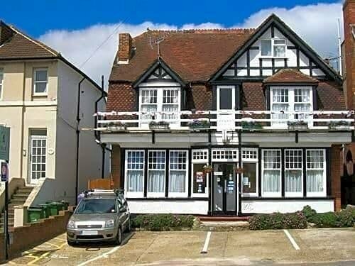 The Rob Roy Guest House, Забронировать Гостевой дом Отели в центре Фолкстон, в центре, Завтраки