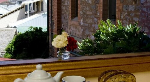 Imperial Fine Accommodation, Забронировать Отель Брокен-Хилл Новый Южный Уэльс, рядом с Железнодорожный и исторический музей Sulphide Street
