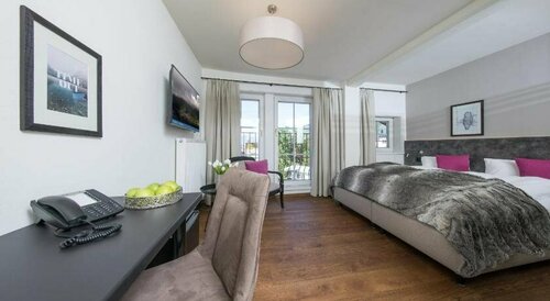 TWO TIMEZ - Boutique Hotel - with AC, Забронировать Бутик-отель Целль-ам-Зе Europa Sportregion