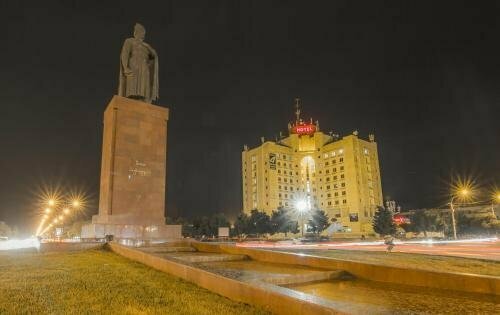 Hotel Rustavi, Rezervovat Hotel Rustavi Kvemo Kartly