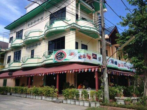 Khun Lee Guesthouse, Забронировать Отель Ханом Накхонситхаммарат