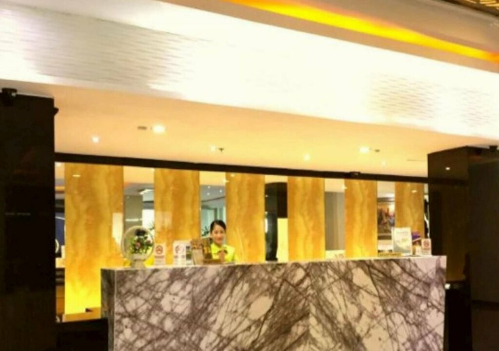 Grand Hawaii Hotel