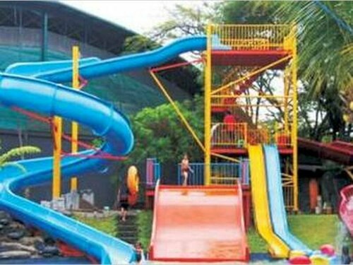 Oasis Hotel, Boek Hotel Bandung West Java, in de buurt van Rumentang Siang
