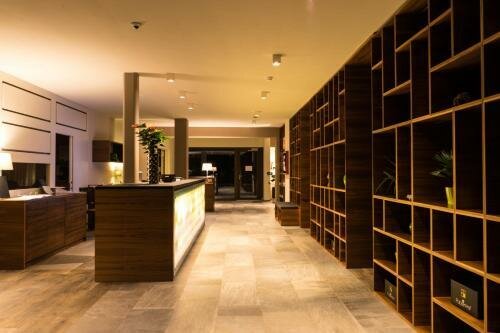 Hotel Raffl, Book Hotel Laives Bolzano and surroundings