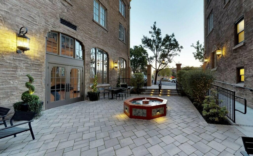 Hotel Petaluma