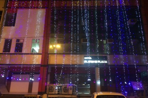 Hotel Platinum Plaza, Забронировать Отель Отели штата Харьяны с парковкой, Парковка