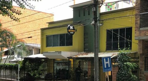 Hotel Casa Malibu - Hostel, Book Hostel / Vandrerhjem Hostels i Antioquia, Hostel / Vandrerhjem