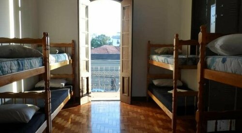 Laranja Mecânica Hostel & Pousada, Забронировать Хостел Хостелы Бело Хоризонт, рядом с Курорт Рио-дас-Педрас, Хостел
