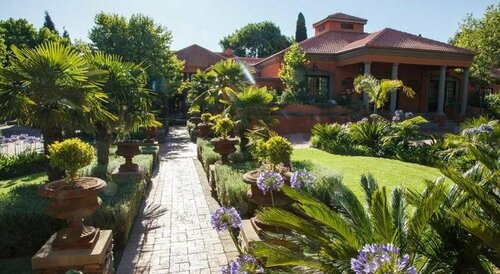 Ivory Manor Boutique Hotel, Забронировать Бутик-отель Rietvalleirand Tshwane