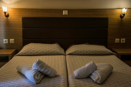 Theano Hotel, Забронировать Отель Порос Острова Саронического залива - Аттика, рядом с Часовня