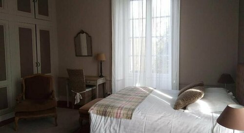 Le Domaine Du Cormier, Забронировать Отель Отели Земель Луары с парковкой, Парковка