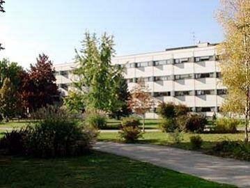 Youthotel Linz, Book Hotel Spallerhof hoteller med parkering, Parkering