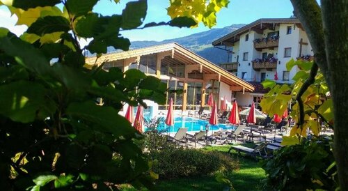 Hotel Wöscherhof - 4 Sterne Superior, Забронировать Отель Отели в центре Удернс, в центре, Парковка