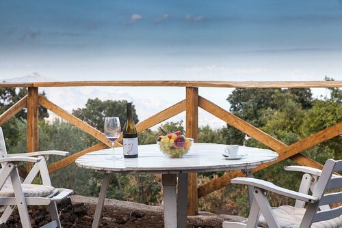 Etnella enoagriturismo Notti Stellate, Забронировать Фермерский дом Отели Маскали с завтраком, Завтраки