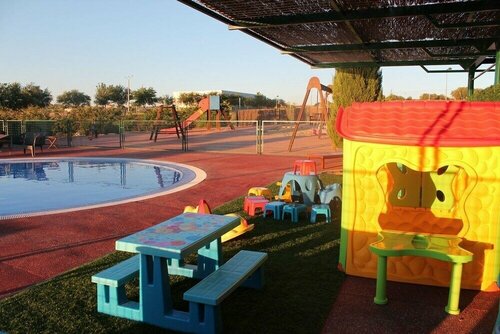 Casa Rural El Rosal del Pozo, Rezervați Hotel Arges Castilla-La Mancha