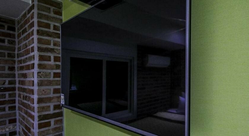 6th Motel