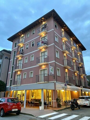 Hotel Rosa Caorle, Забронировать Отель Каорле Линьяно-Ривьера