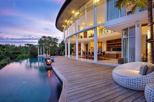 Dayu Mirah Resort, Book Ferieresort 5-stjernede hoteller i Kutuh, 5*