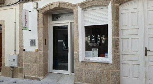 Tequeron, Réserver Hôtel Cee 