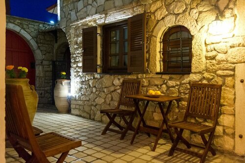 Small Luxury Hotel 1800, Забронировать Отель Парга Превеза