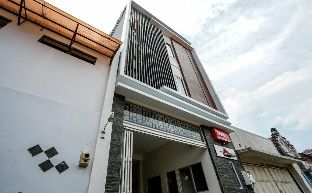 Super Oyo Capital O 614 Graha 8 Syariah
