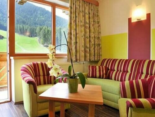 Familienhotel Moos-Alm, Забронировать Отель Лиенц Lienz Dolomites