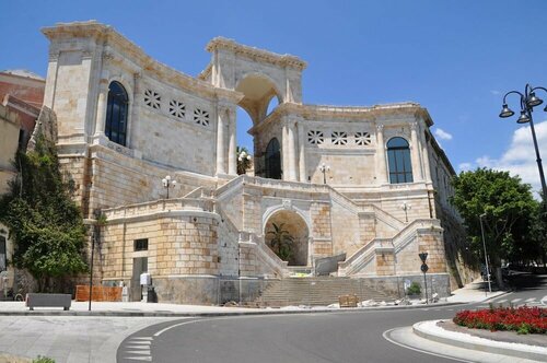 EVA LUXURY ROOMS CAGLIARI, Забронировать Отель Отели Кальяри 3 звезды, рядом с Piazza Yenne, 3*