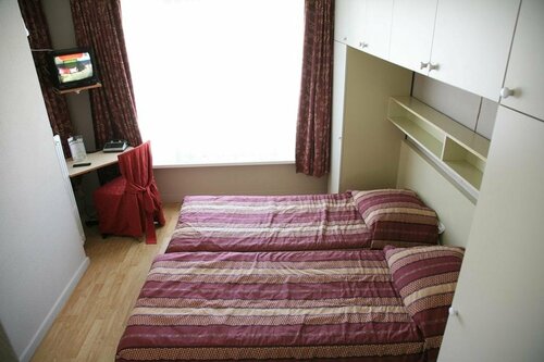 Hotel Europe & Sole Mio Cottage, Забронировать Отель Де Панбархат 