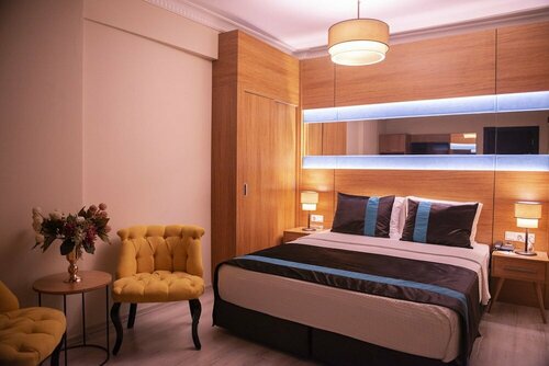Отель Karamans Sirkeci Suites Hotel, Забронировать Отель Отели Стамбула с парковкой, рядом с Мечеть Беязит, Парковка